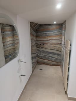 Photo 3 de la publication Facebook : Création de salle de bains avec douche à l'italienne