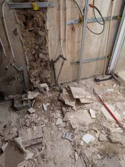 Photo 7 de la publication Facebook : Création de salle de bains avec douche à l'italienne